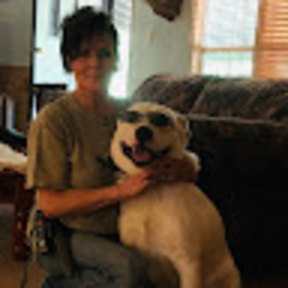 Meet your Posher, Sheila - Picture 1 of 1